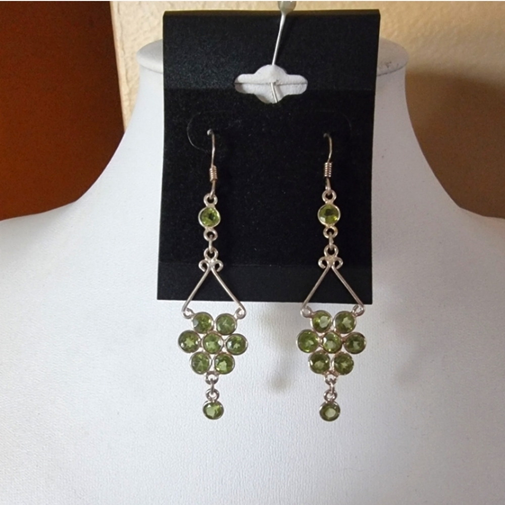 New Peridot Gemstone Sterling Silver Flower Dangle Earrings
